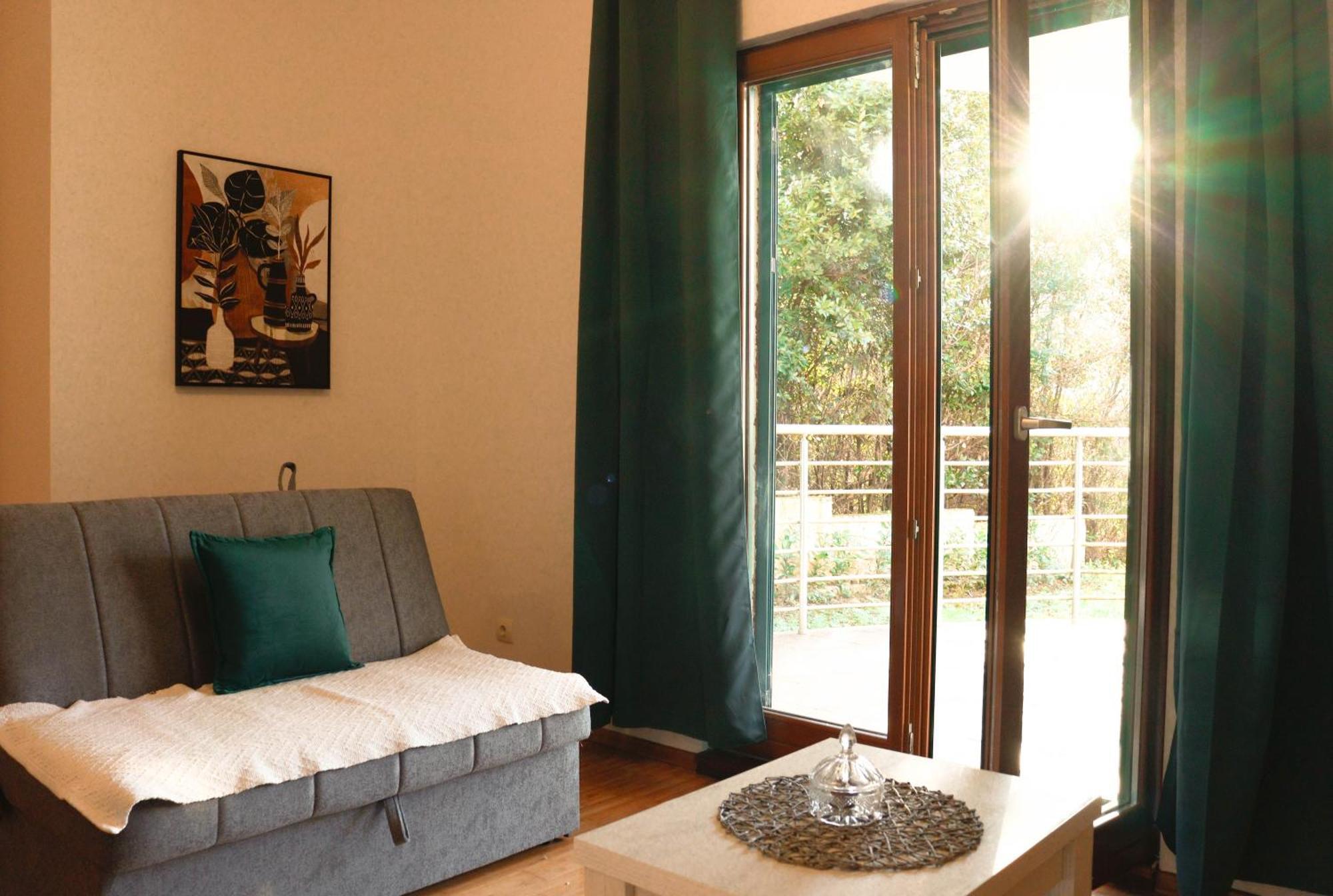 Apartman Mia Risan Buitenkant foto