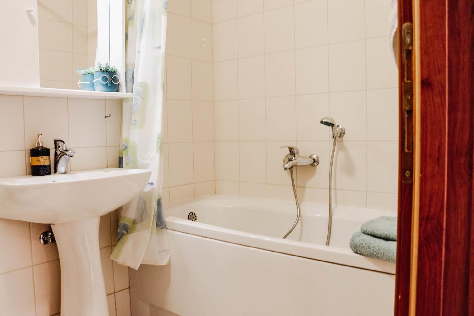Apartman Mia Risan Buitenkant foto